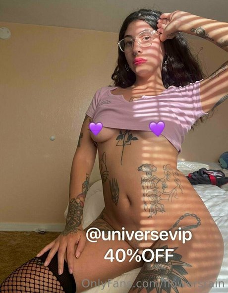 大きなプッシー唇オンリーファンズ 無料 写真