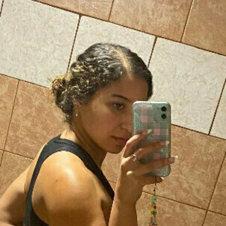 パンストオンリーファンズ ホット裸 写真