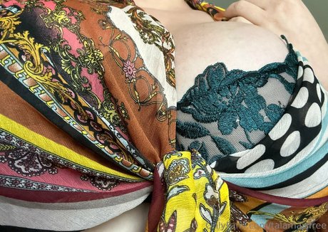 ジムのインフルエンサーオンリーファンズ パーフェクト 画像