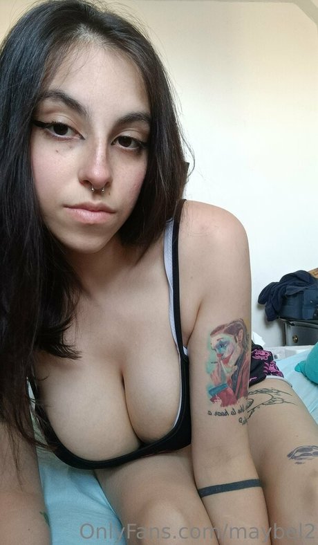 指マン 潮吹き オンリーファンズ えろ 写真