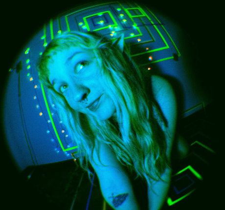 ダウンオンリーファン セクシーヌード 画像