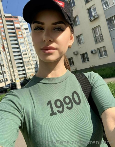 wrenirene ホットスター 写真