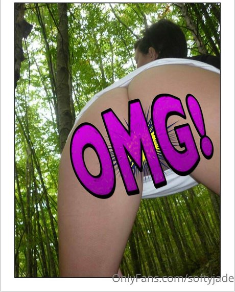 教室オンリーファン セクシー裸 画像