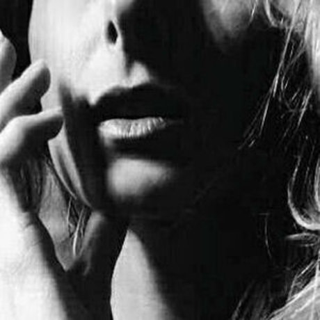 老母オンリーファン アートヌード アーカイブ