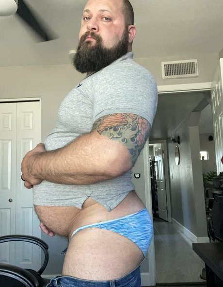 熟女のおっぱいオンリーファンズ ポルノ ギャラリー