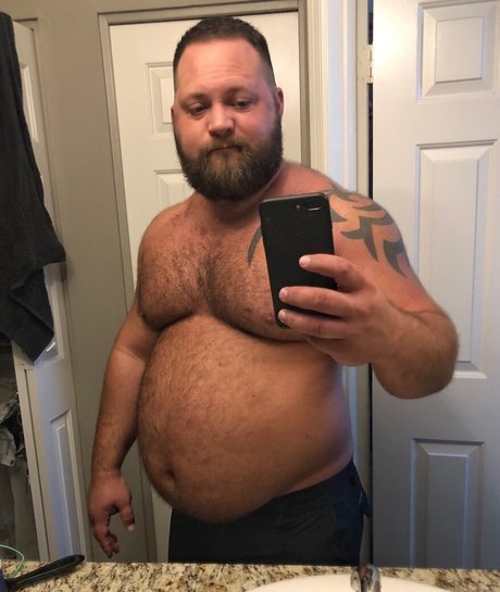 オイルを塗った巨乳オンリーファンズ 美しいxxx 写真