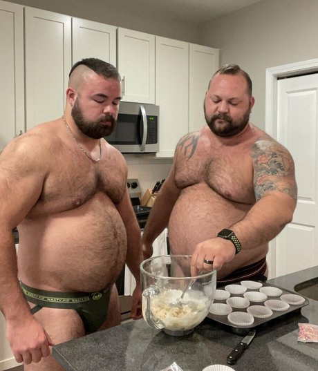 ニューハーフの乗馬オンリーファンズ 美しいxxx 画像