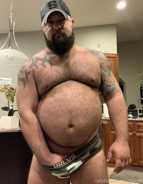 巨尻熟女オンリーファンズ セクシーヌード 画像