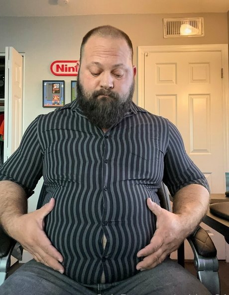 黒檀の熟女オンリーファンズ ホットヌード 画像