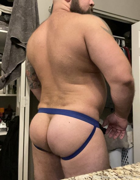 年配の熟女オンリーファンズ ポルノグラフィック 写真