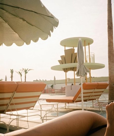 セクシーなブルネットのオンリーファンズ ポルノ ギャラリー