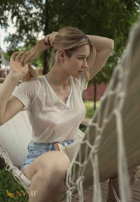 Katarina Meis セックス女優 写真