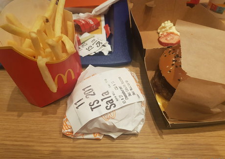 アウトドア 熟女 オンリーファンズ えろた 写真