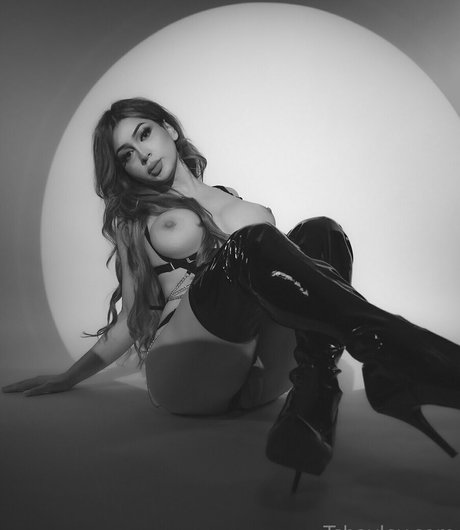 フラットオンリーファン 美しいxxx 写真