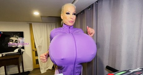 thebustysasha 素敵なモデル ギャラリー