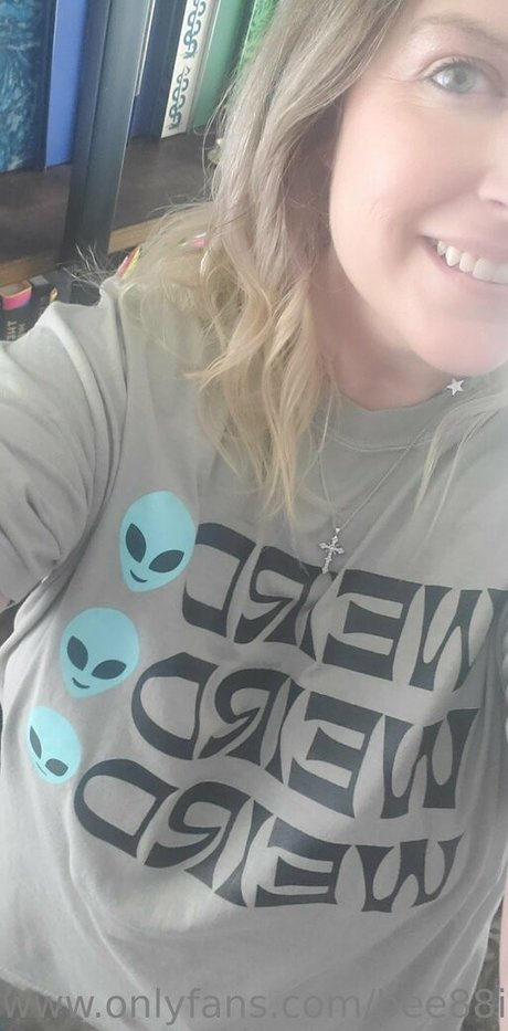 インドのティーンオンリーファン アートxxx 画像