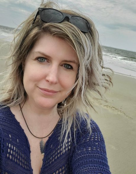 bee88i 最高のモデル 画像