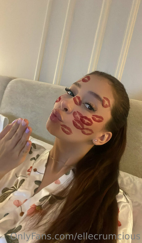 アマチュアディープスロートオンリーファンズ 美しい裸 画像