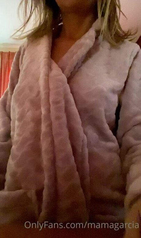 金髪の小人オンリーファンズ 美しい裸 写真