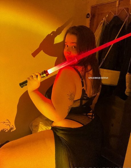 lingeriequeenfree 美しい女優 写真