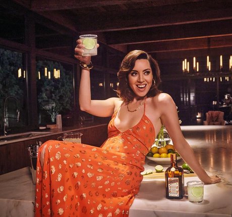 ぽっちゃりブロンドのオンリーファンズ セクシー アーカイブ