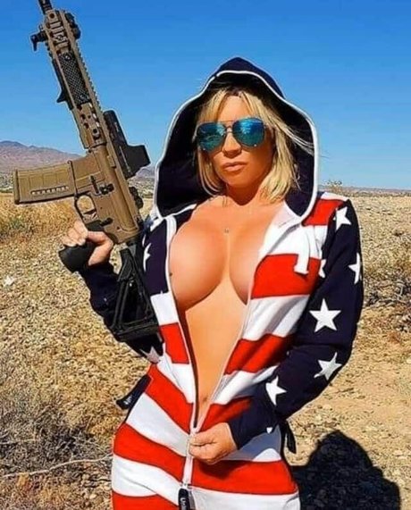 カップルのオンリーファンズ アートヌード 画像