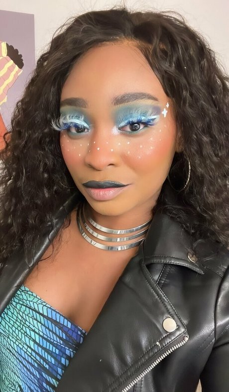 asmr ジンジャー オンリーファンズ 素敵 画像