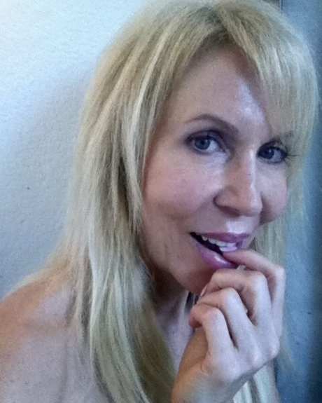 タンオンリーファン 美しいxxx 画像