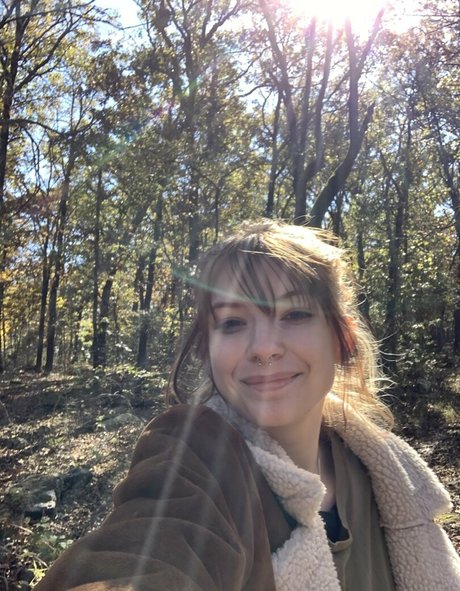 アナル指入れ オンリーファンズ ポルノ 画像