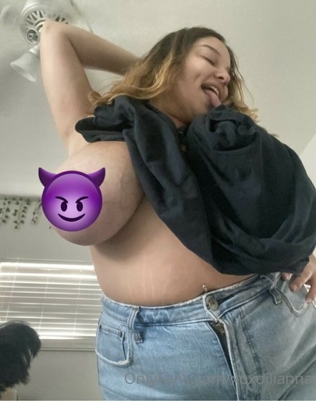 Xoxoiliana ヌードスター アーカイブ