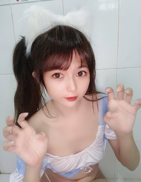 micacos ポルノ女優 写真