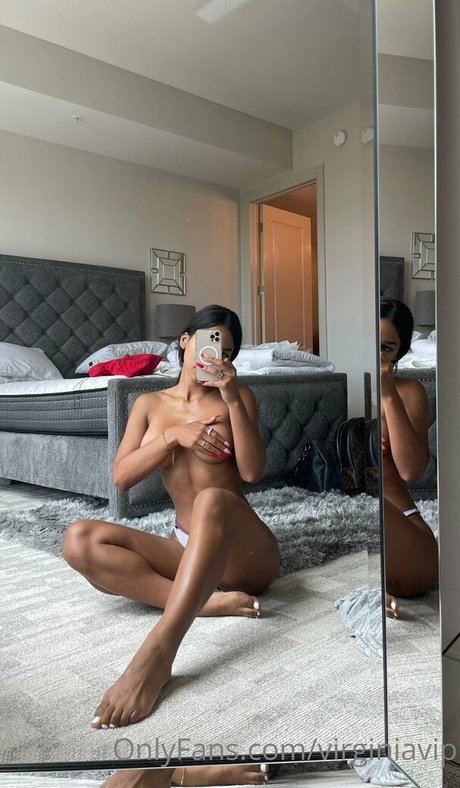 virginasanhousefree セクシーなスター 写真