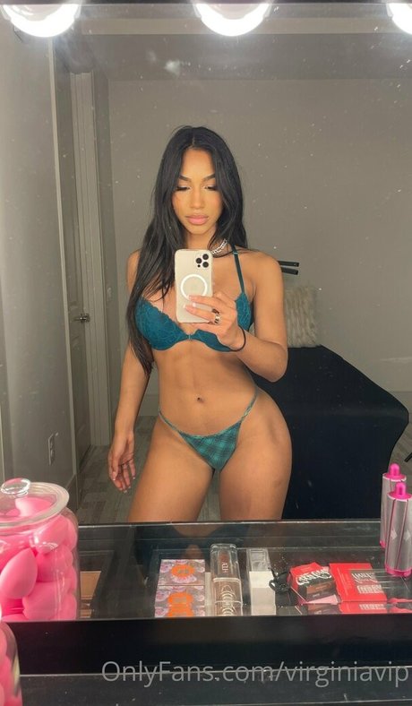 ジンジャーオンリーファン ポルノ 画像