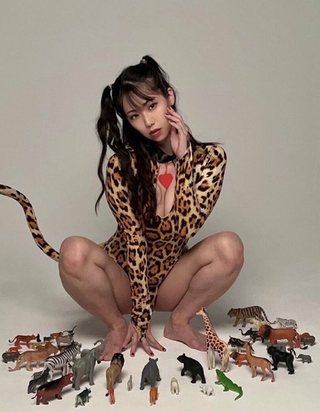 Suzuki Fumina 美しいモデル 写真