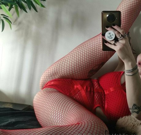 ワークアウト オンリーファンズ ヌード 写真