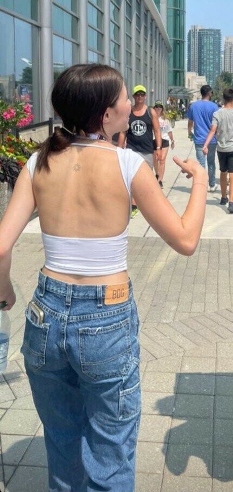 Ava Rose Beaune ポルノスター 写真