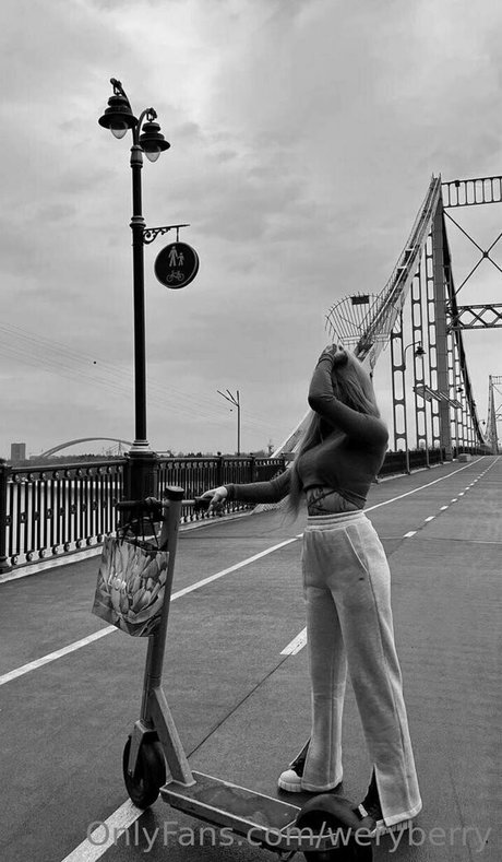 大きなお尻の黒人オンリーファンズ 無料 画像