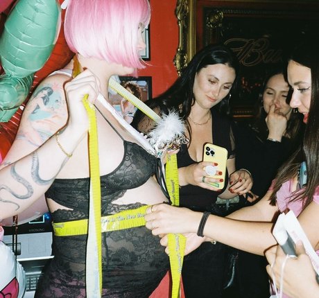 フェラチオ ティーン オンリーファンズ 無料裸 写真