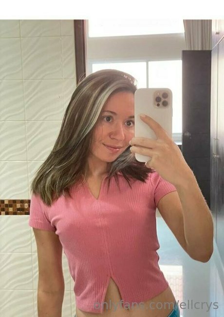 Ellcrys ポルノスター ヌード 画像