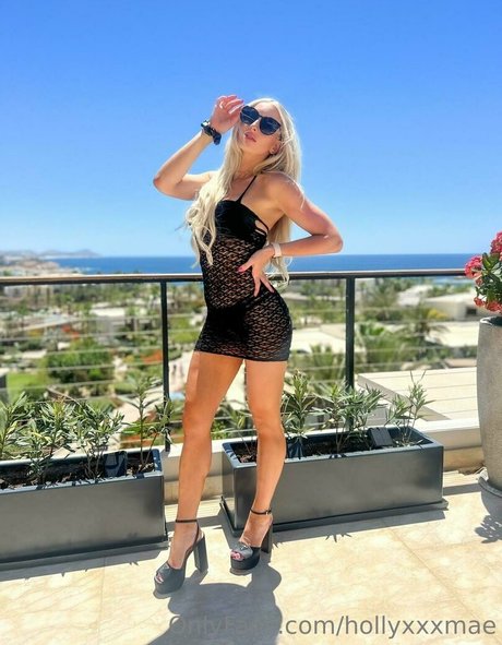 hollyxxxmae ポルノスター 写真