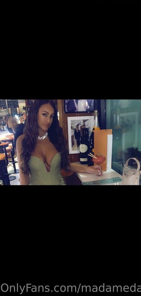 セーリングオンリーファンズ ホットセックス 画像