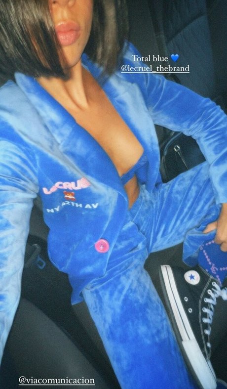 フェラチオ ティーン オンリーファンズ 可愛い 写真