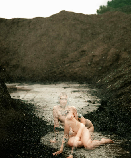 ポルノオンリーファンズ アートヌード 写真