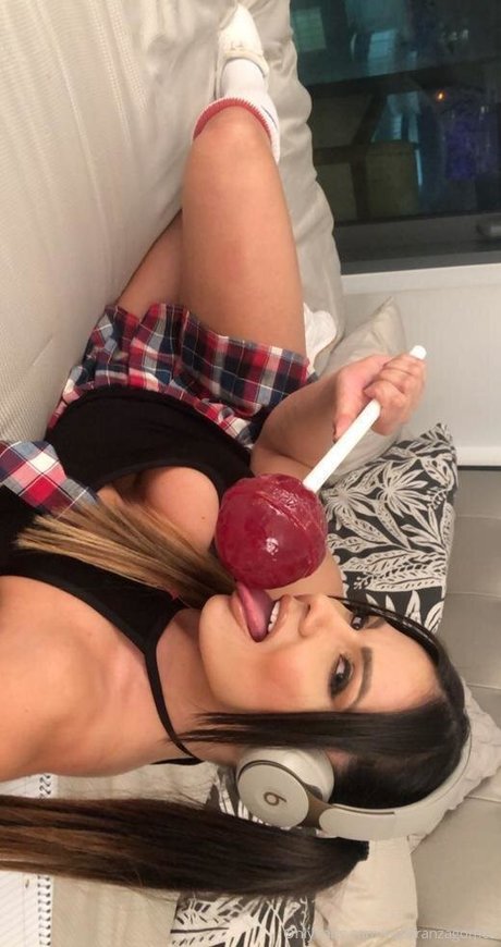 アマチュアディープスロートオンリーファンズ 無料ポルノ ギャラリー