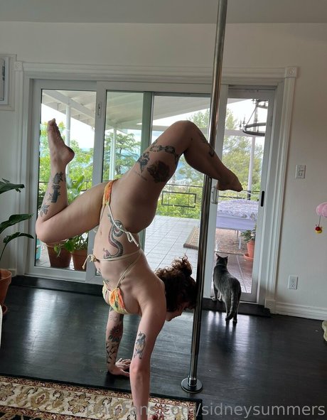 金髪熟女オンリーファンズ えろ ギャラリー