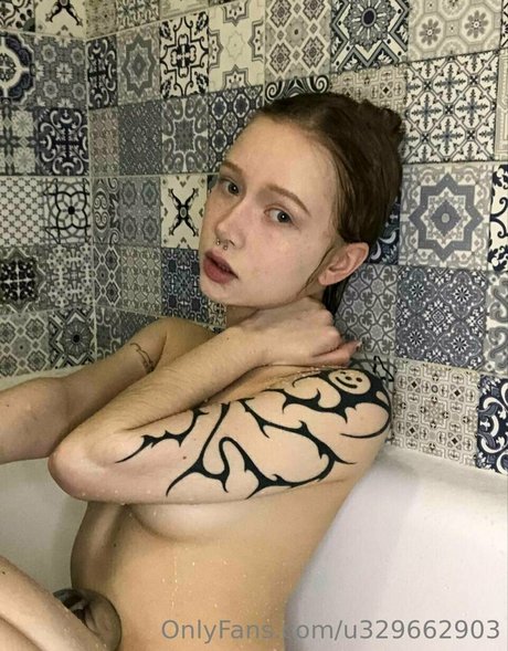 巨乳熟女オンリーファンズ 美しい 写真