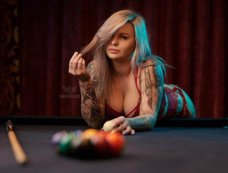 beccafaye66free エロティックなポルノスター 写真