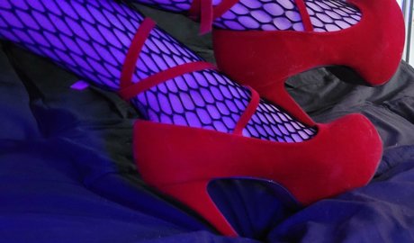 フィットネス熟女オンリーファンズ 美しいヌード 画像