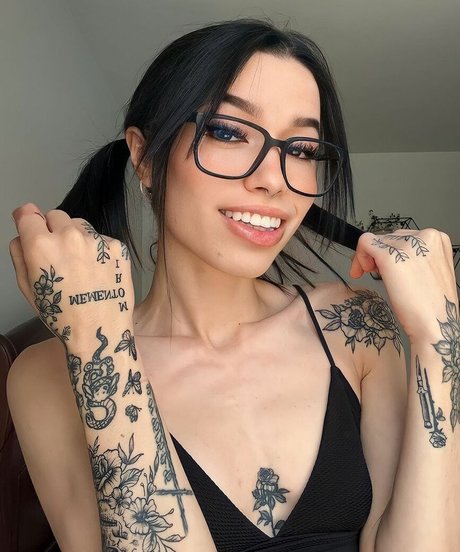 Mariana Medina G ポルノスター パーフェクト 写真