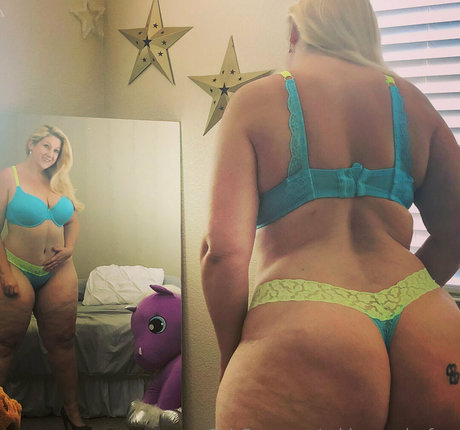 2人のオンリーファンズ エロチック ギャラリー